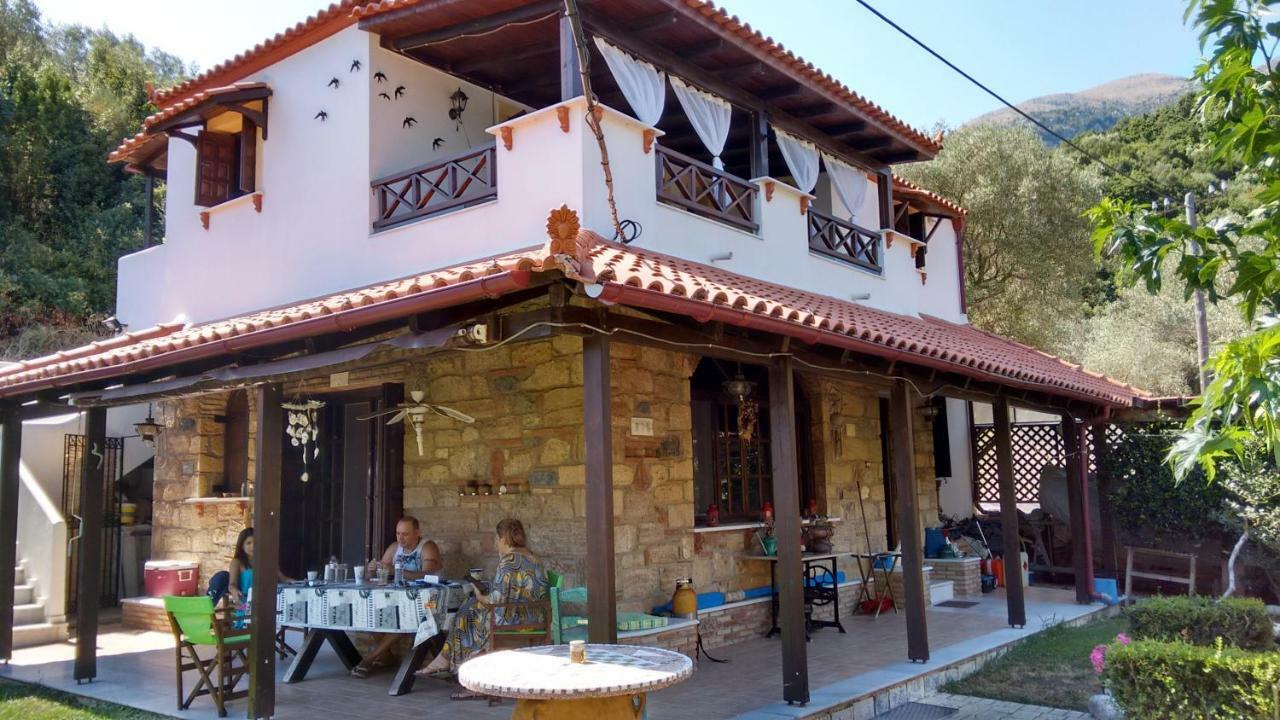 Kalogirou Stone House Apartment ลิมนิโอนาส ภายนอก รูปภาพ